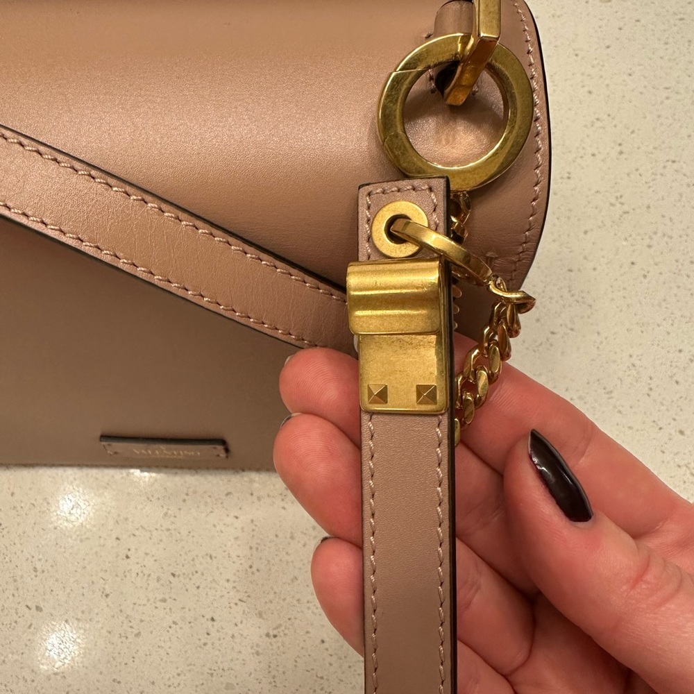 VALENTINO VSling Leather Bag - Picture 8 of 16